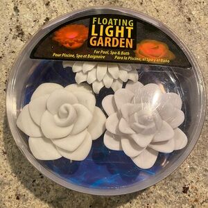 NIB Floating Light Garden